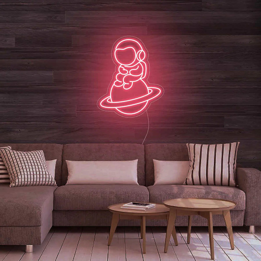 Astronauta su saturno - Neon led